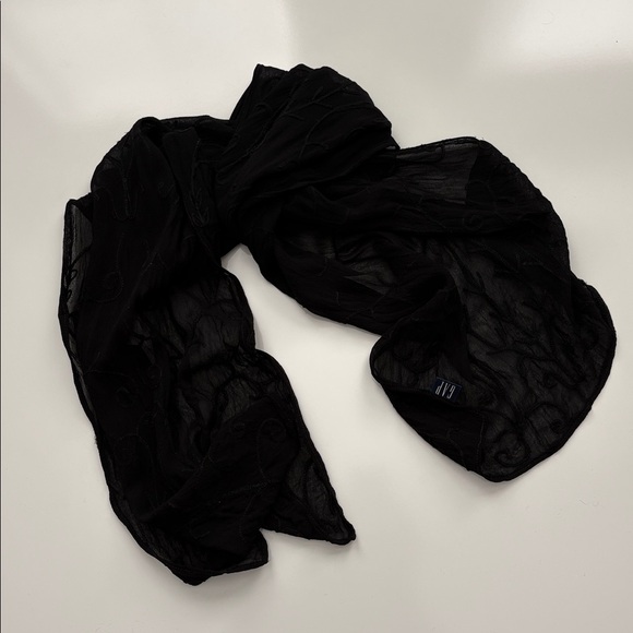 Vintage GAP 1990s Sheer Black Scarf Tonal Scroll Embroidery Minimalist Retro - Picture 5 of 9